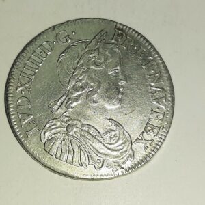 1/2 ECU à la mèche courte Louis XIV 1645A. point SUP EB91380