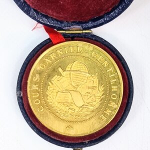 MEDAILLE COURS GARNIER GENTILHOMME EBM90044