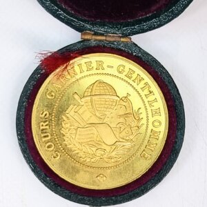 MEDAILLE COURS GARNIER GENTILHOMME EBM90046