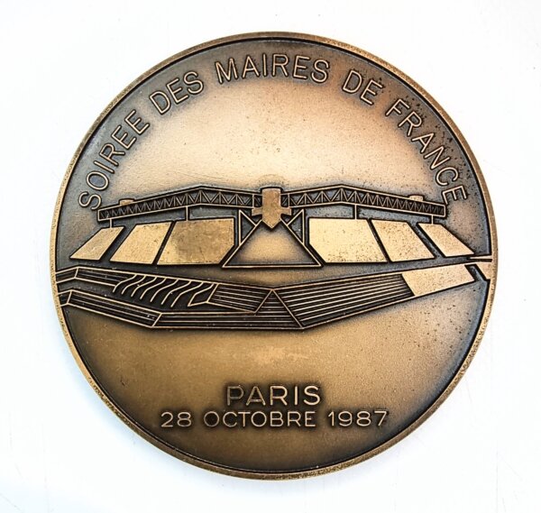 MEDAILLE SOIREE DES MAIRES DE FRANCE PARIS 28 OCTOBRE 1987 EBM90089 – Image 2