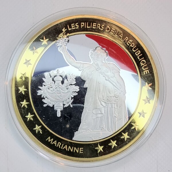 MEDAILLE LES PILIERS DE LA REPUBLIQUE EBM90116