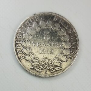 Pièce de 5 Francs Louis Napoléon Bonaparte  tête Nue1852A TB EB91205