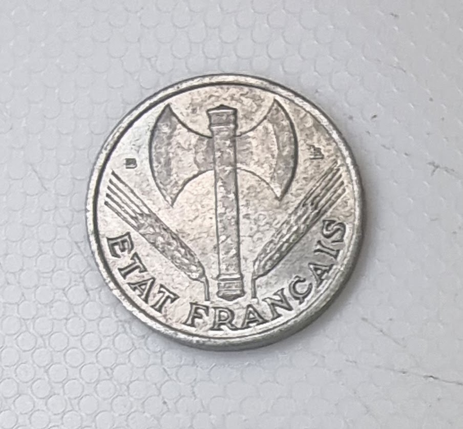 Pièce de 50 Centimes Francisque légère 1944B SPL EB91583 – Image 2