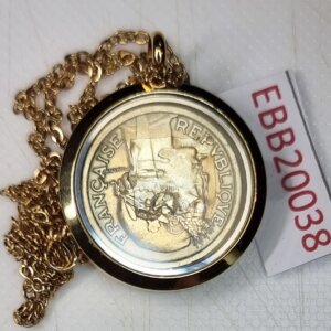 MEDAILLON Pendentif Pièce de monnaie véritable Ø 30mm Acier Doré EBB20038